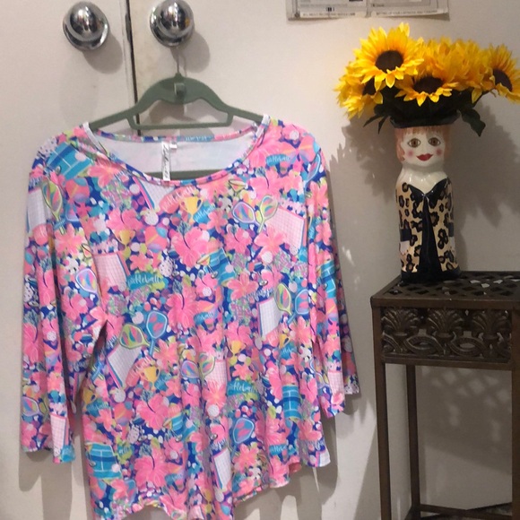 Lulu-B Tops - Lulu B. brightly colored pattern w Pickleball theme, rackets, martini glasses